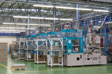 производство продажа ПЭТ-преформы ПЭТ-тара банки бутылки флаконы в Польше